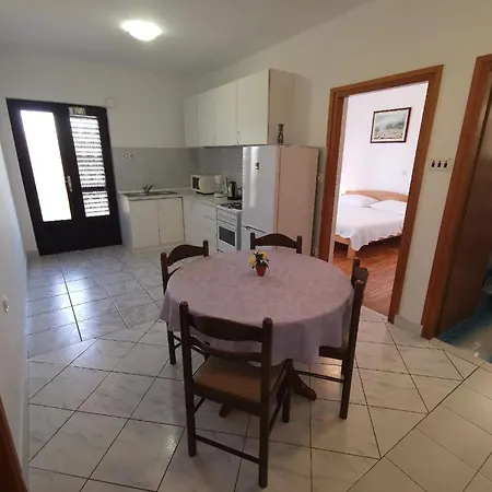 Ferienwohnung Fur 4 Personen Ca 55 Qm In Crikvenica, Kvarner Bucht Und Umgebung - B58518 Apartment