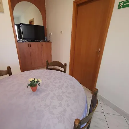 Ferienwohnung Fur 4 Personen Ca 55 Qm In Crikvenica, Kvarner Bucht Und Umgebung - B58518 Crikvenica